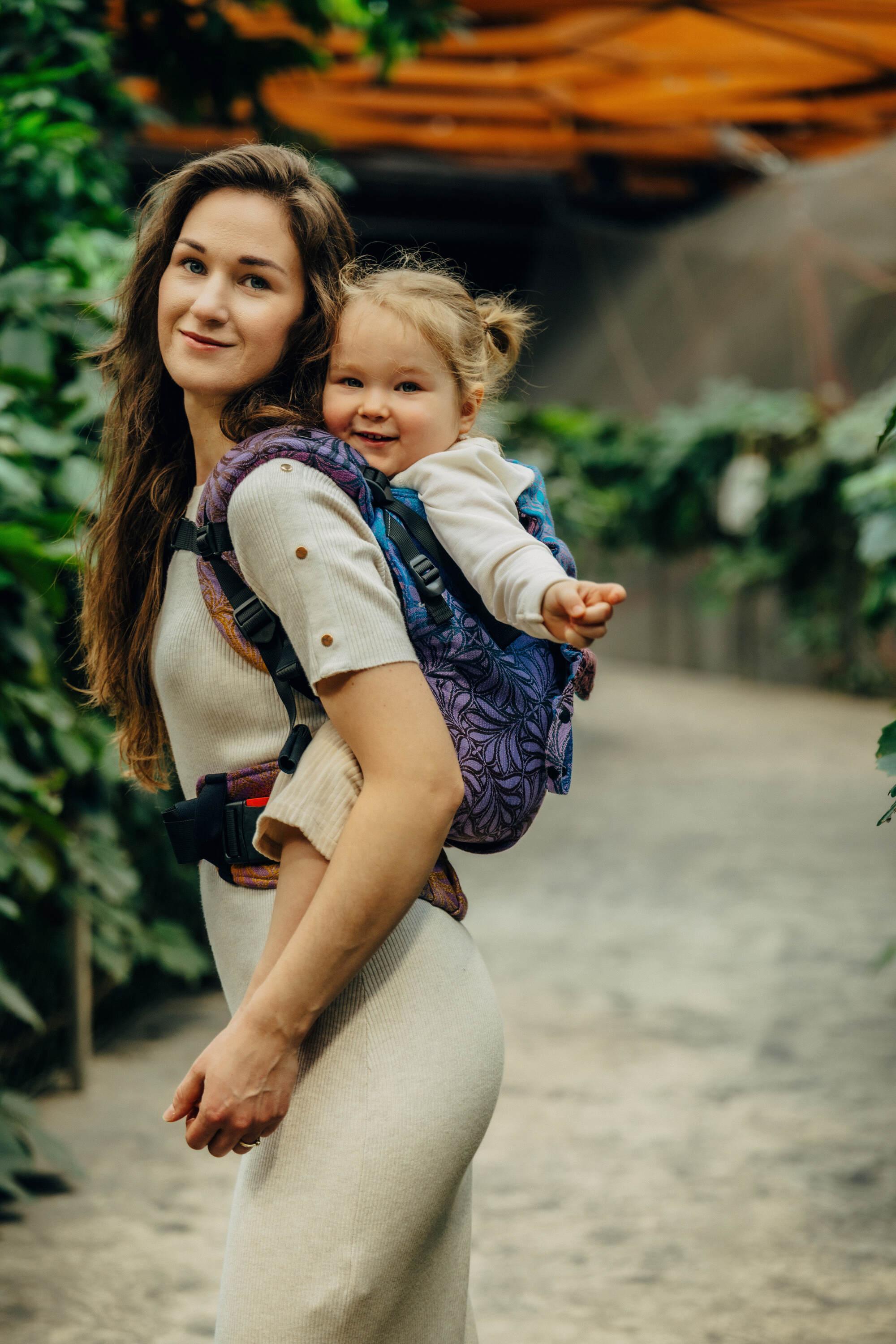 LennyLamb Preschool Carrier Infinity Roller