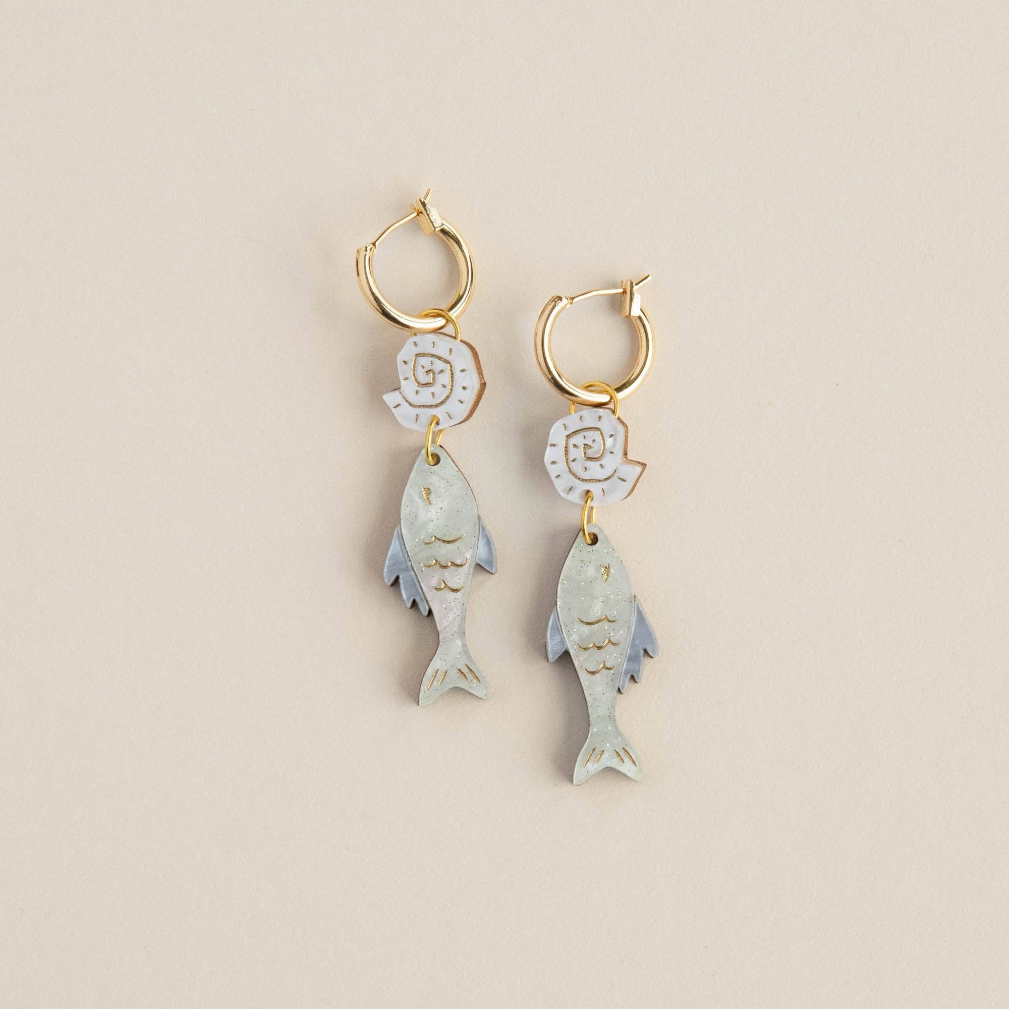 Pepper You - Ocean Fish & Shell Hoop Earrings