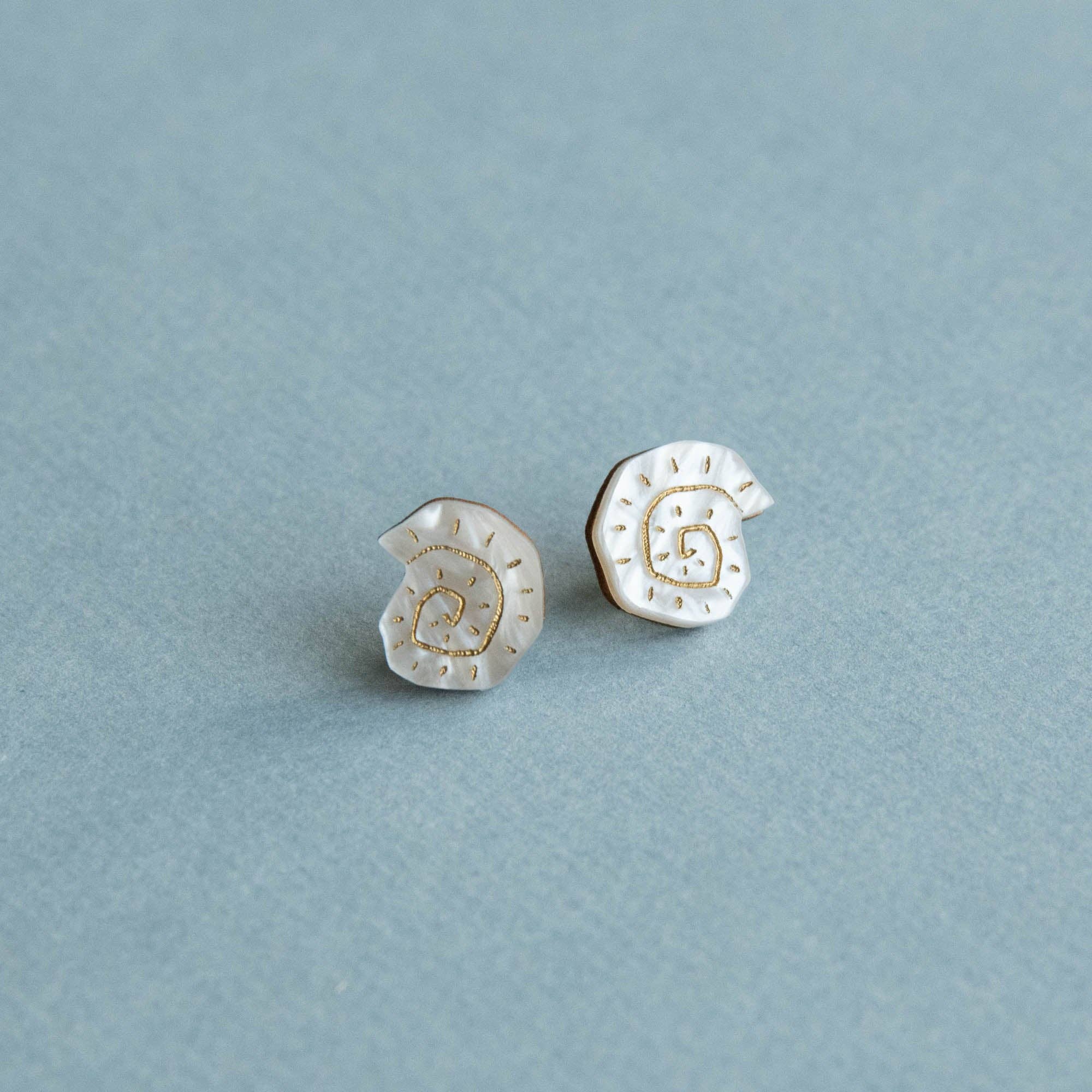 Pepper You Shell Stud Earrings