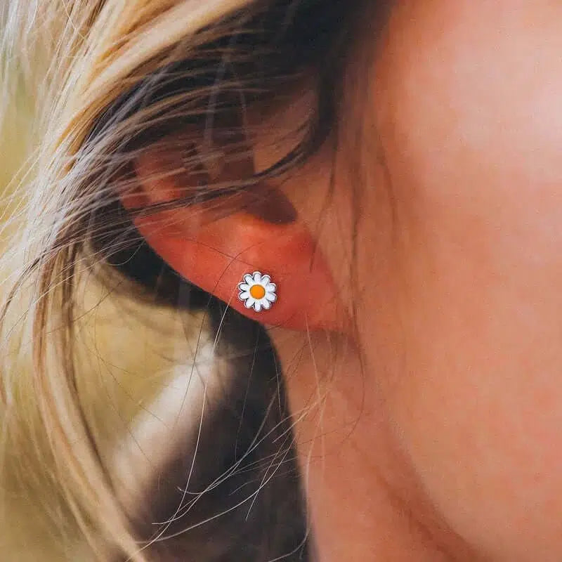 Pura Vida Daisy Stud Earrings