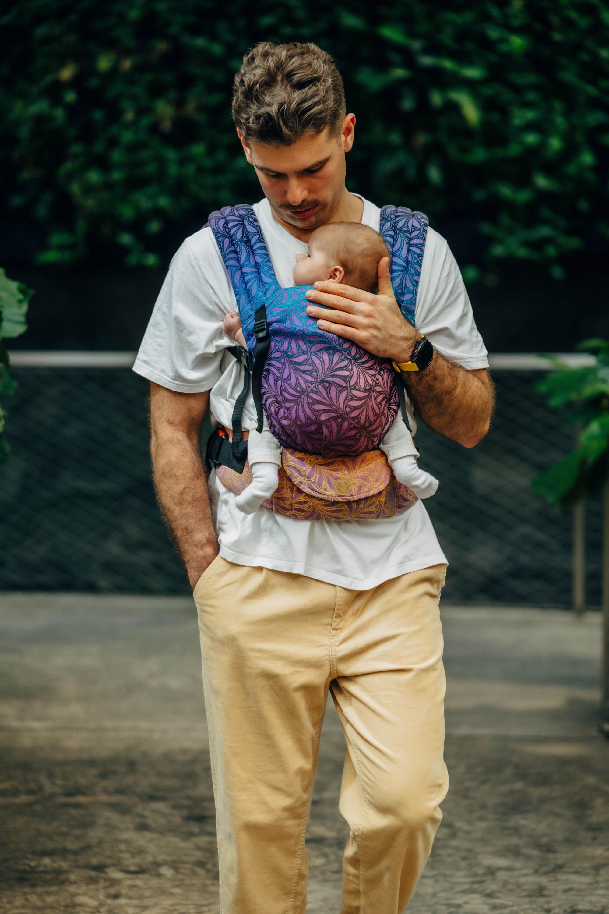 LennyLamb LennyLight Babywearing Carrier Infinity Roller