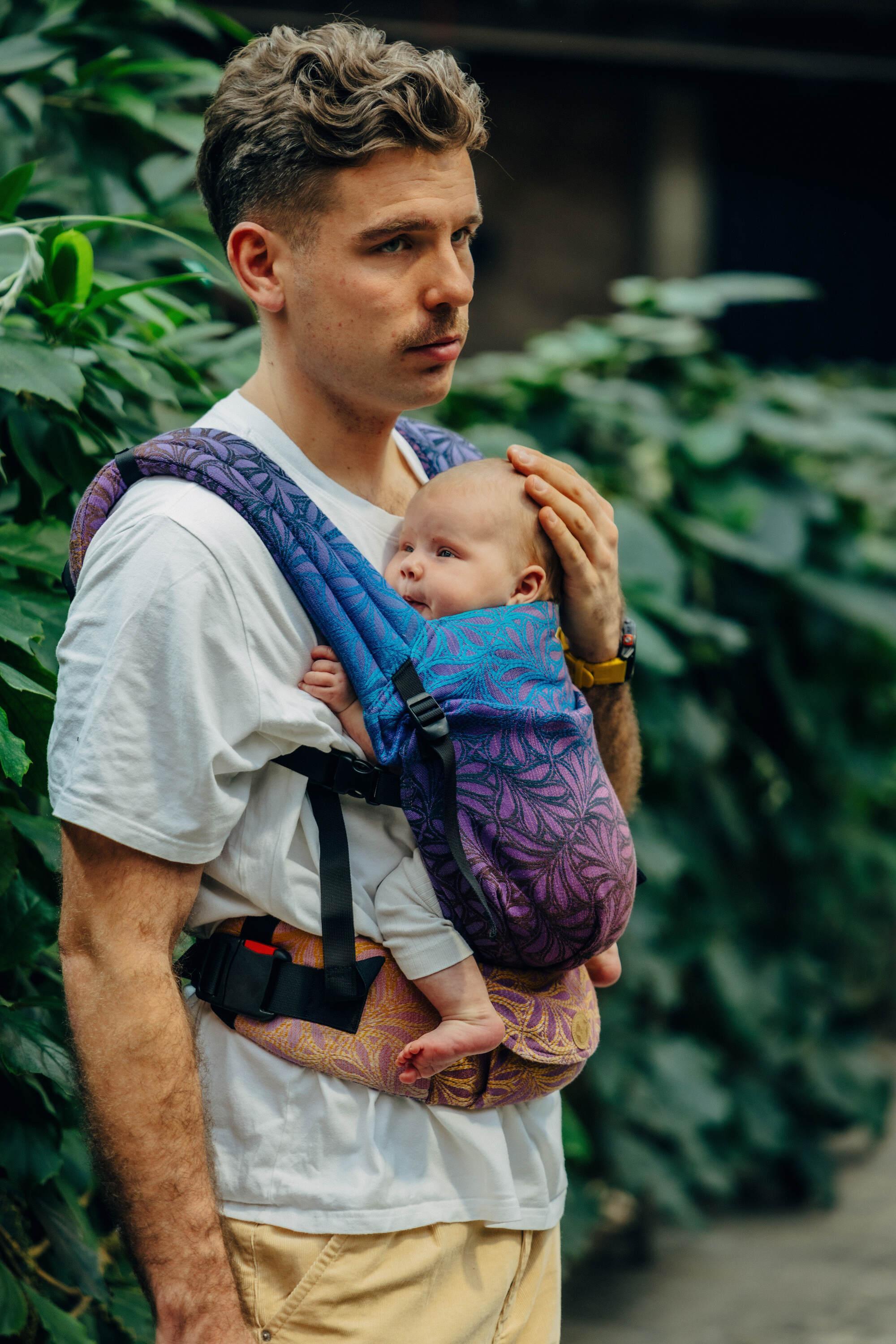LennyLamb LennyLight Babywearing Carrier Infinity Roller