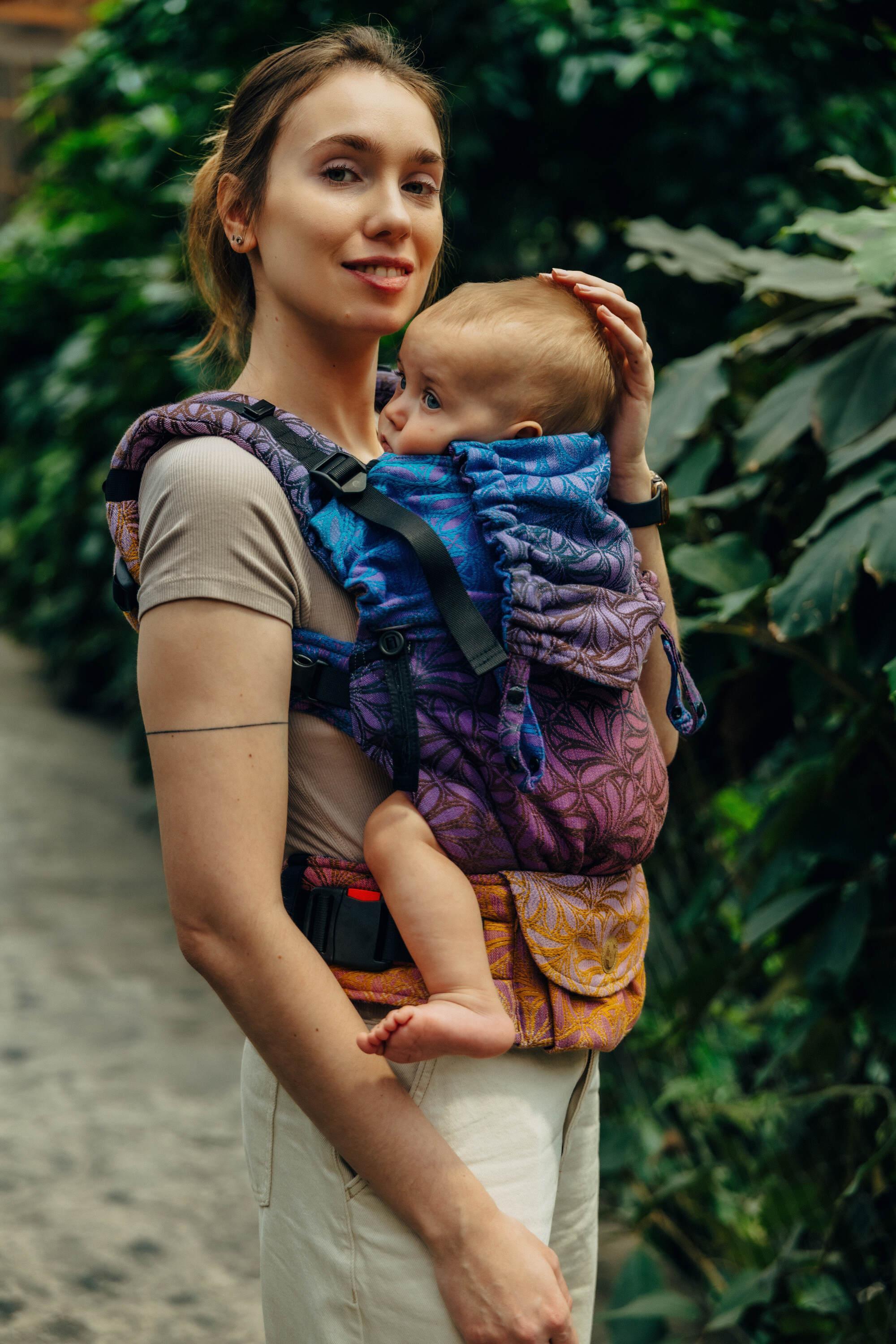 LennyLamb LennyUpGrade Babywearing Carrier Infinity Roller