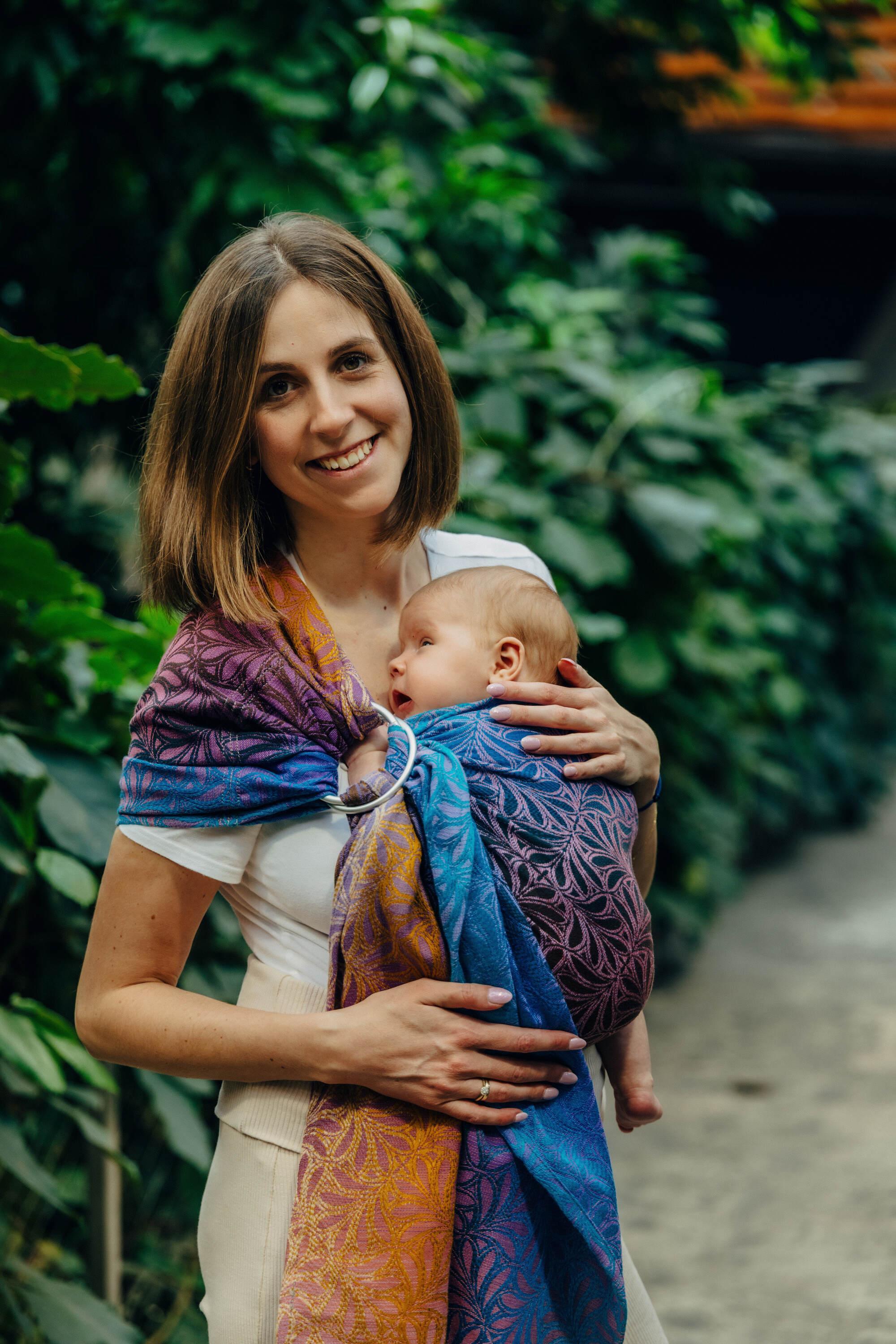 LennyLamb Ring Sling With Gathered Shoulder Infinity Roller