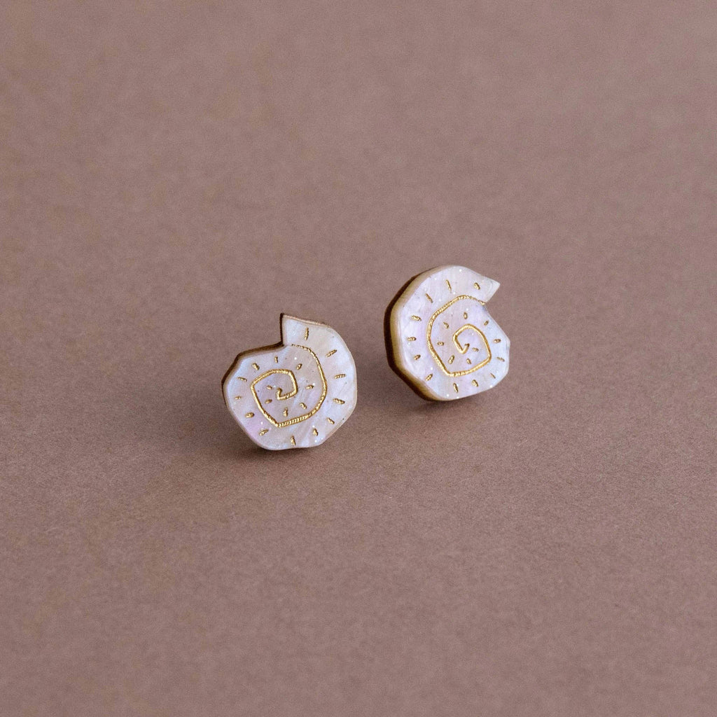 Pepper You Shell Stud Earrings