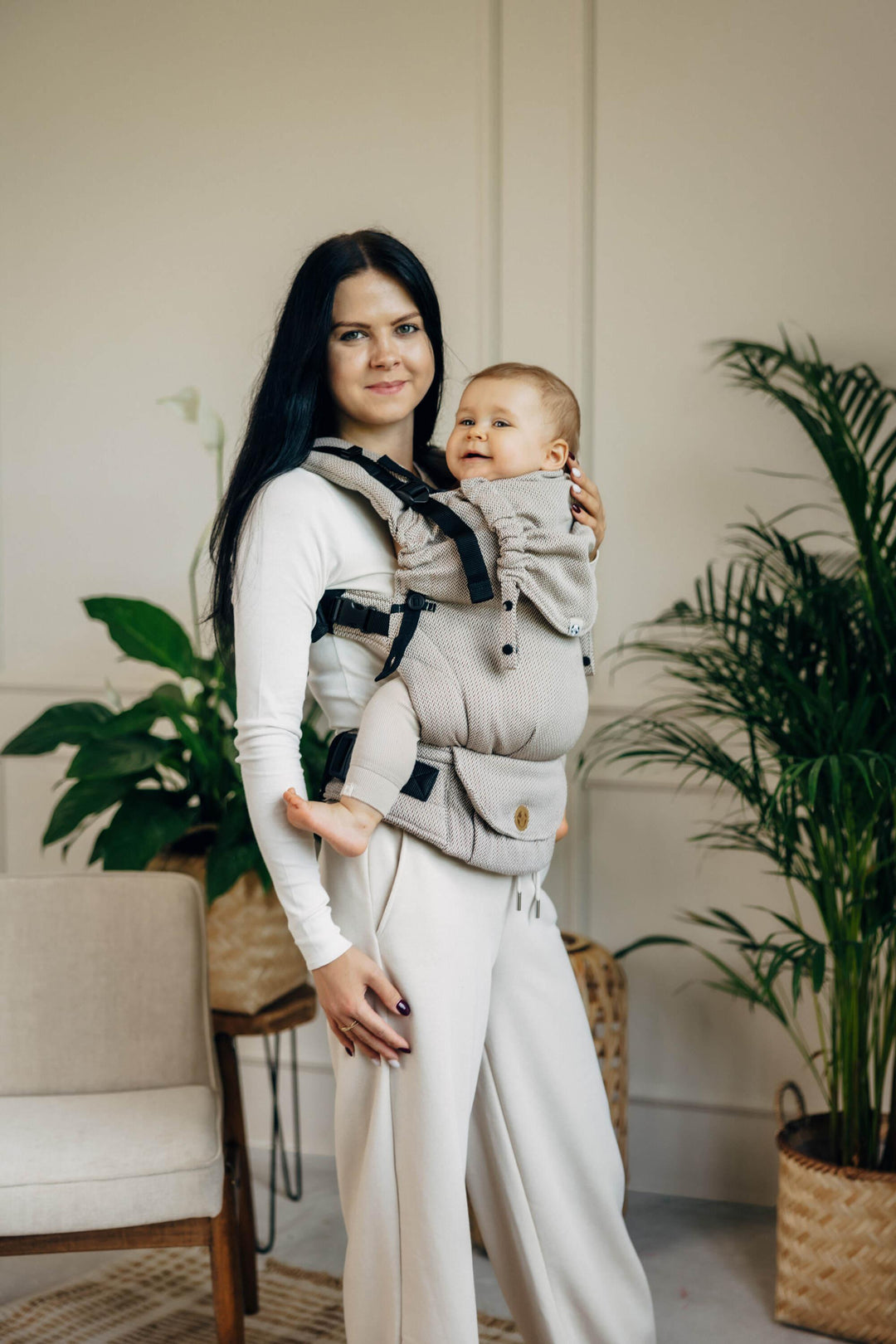 LennyLamb LennyUpGrade Babywearing Carrier Little Herringbone Almond