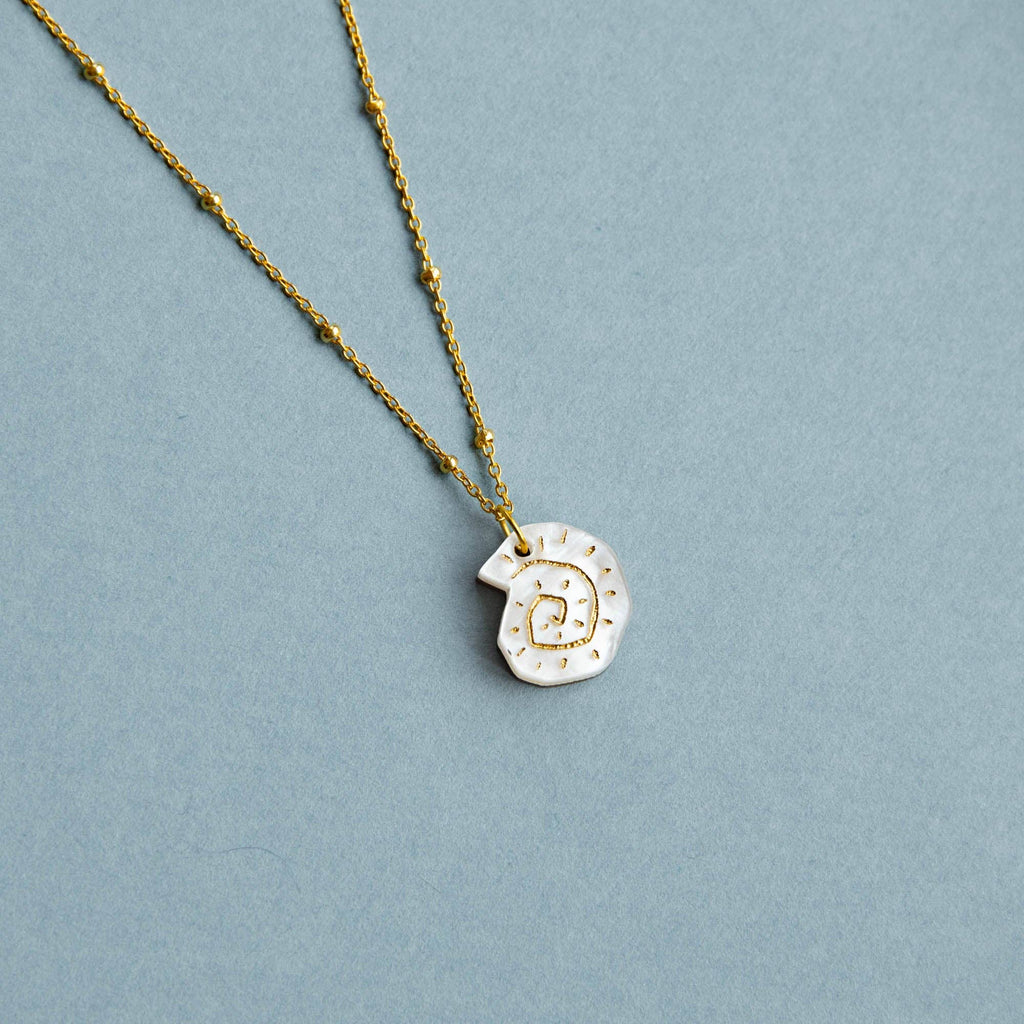 Pepper You - Marble White Shell Necklace