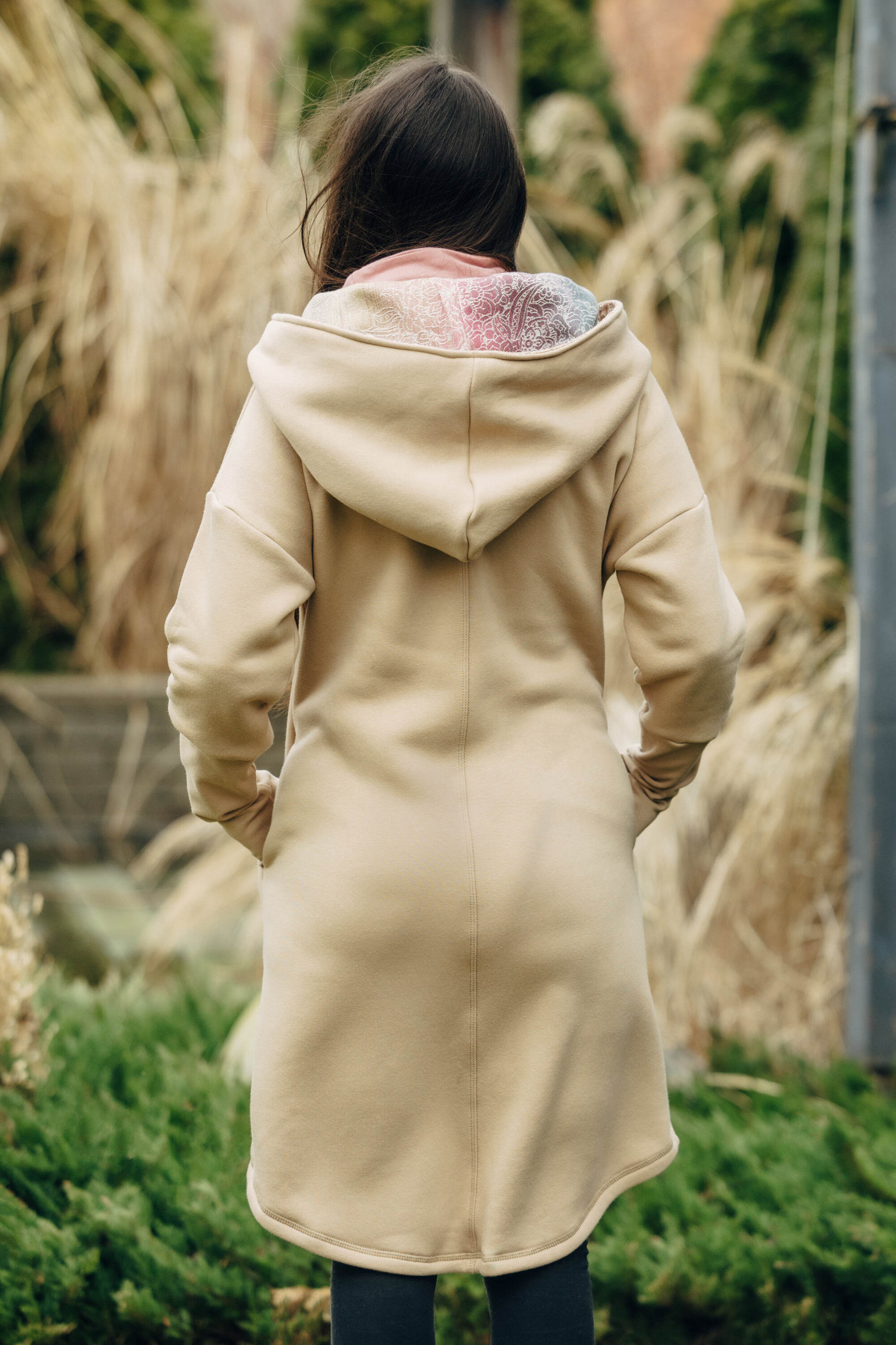 LennyLamb Asymmetrical Hoodie | Beige with Wild Wine Vineyard