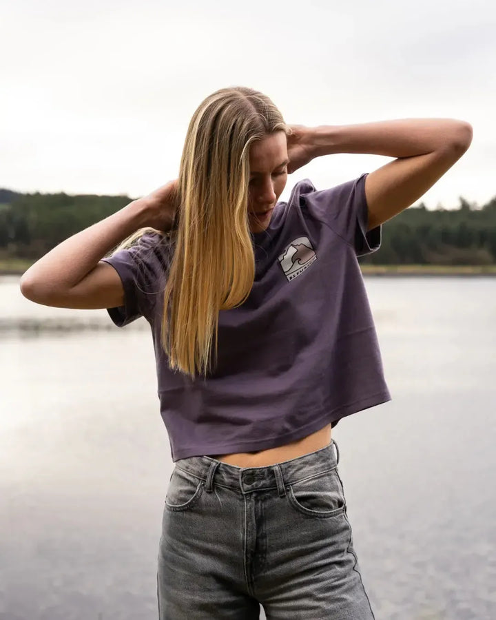 Bleubird Escape Cropped Tee Plum