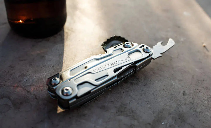 Leatherman Rev Multitool